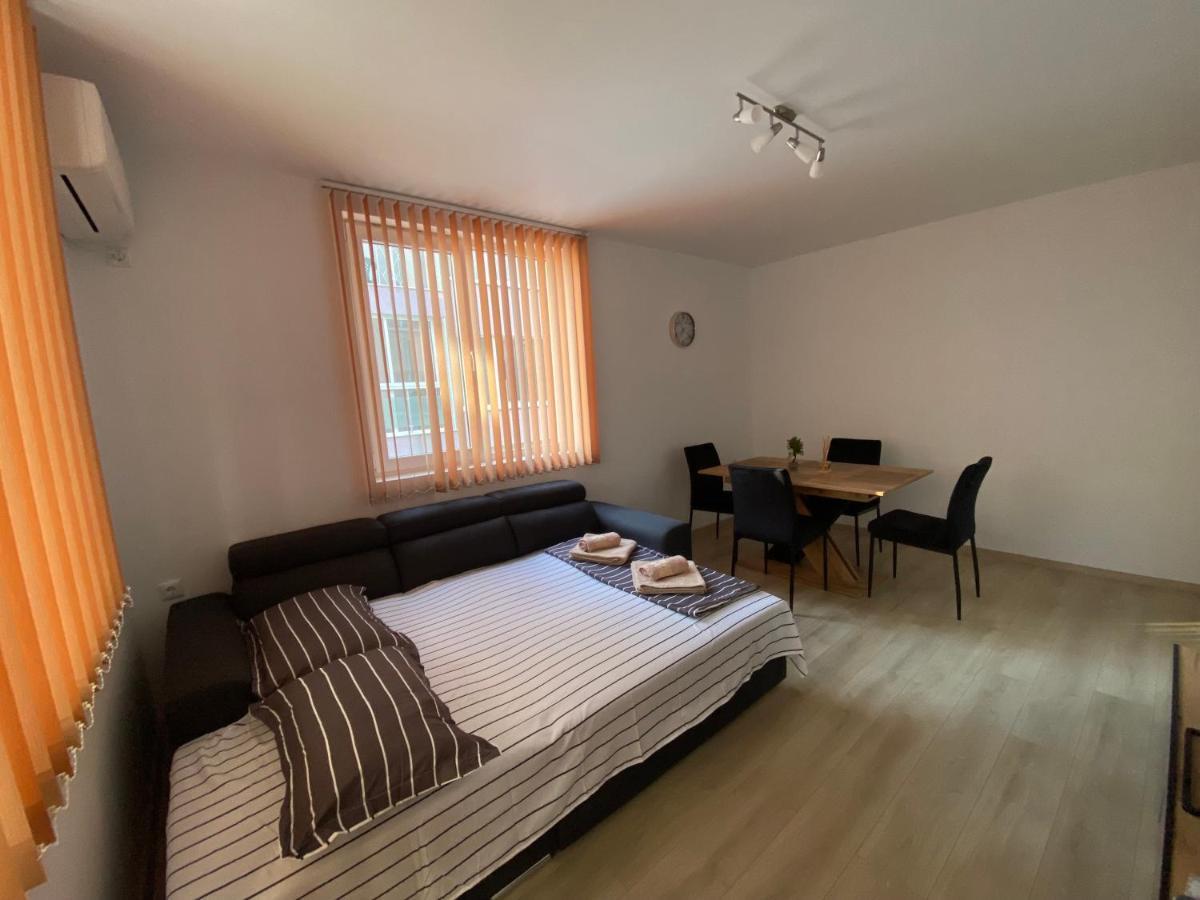 Apartamenti Eli Pomorie Ngoại thất bức ảnh