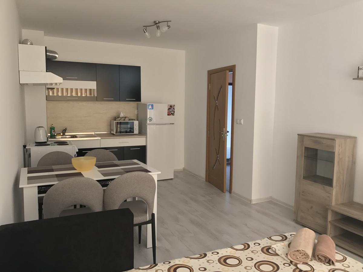 Apartamenti Eli Pomorie Ngoại thất bức ảnh