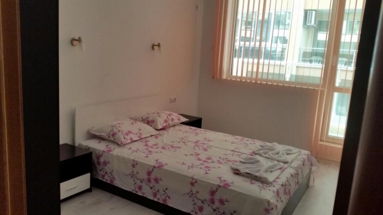 Apartamenti Eli Pomorie Ngoại thất bức ảnh